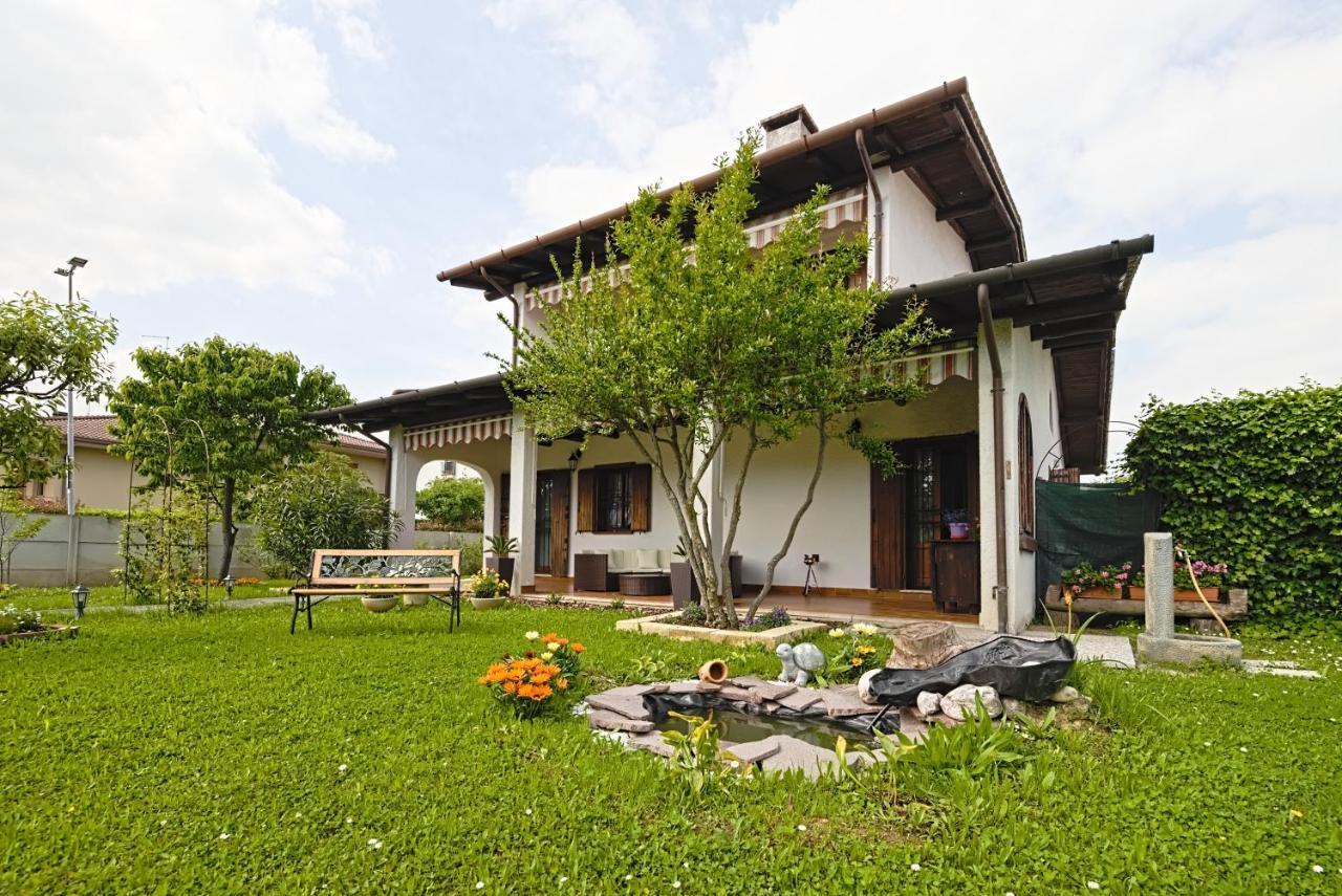 Vila Vecchia Favola House Quarto dʼAltino Exteriér fotografie